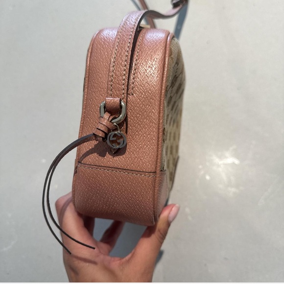 Gucci GG canvas Bree Crossbody camera bag - Picture 4 of 8